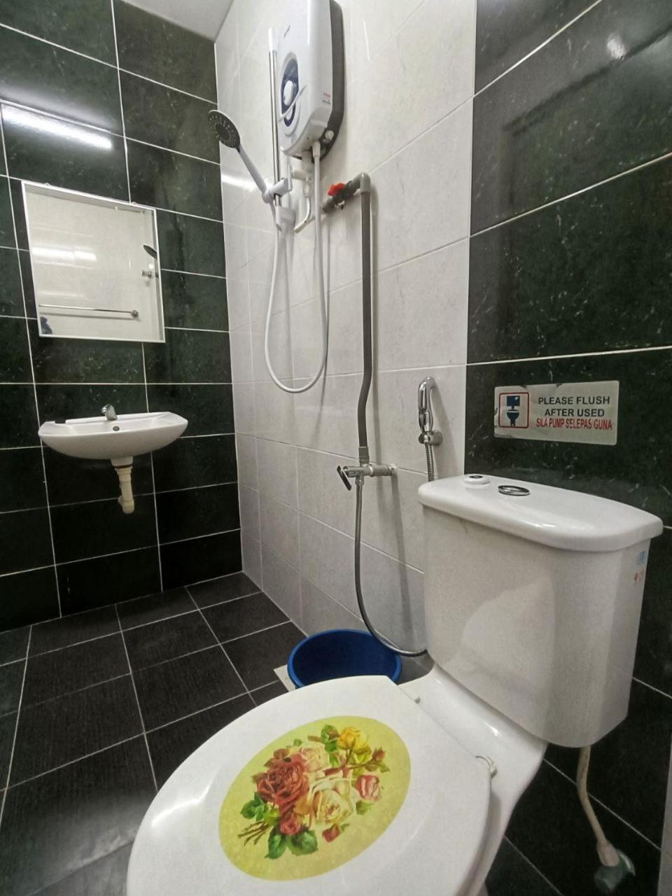 Sr Homestay, Bandar Baru