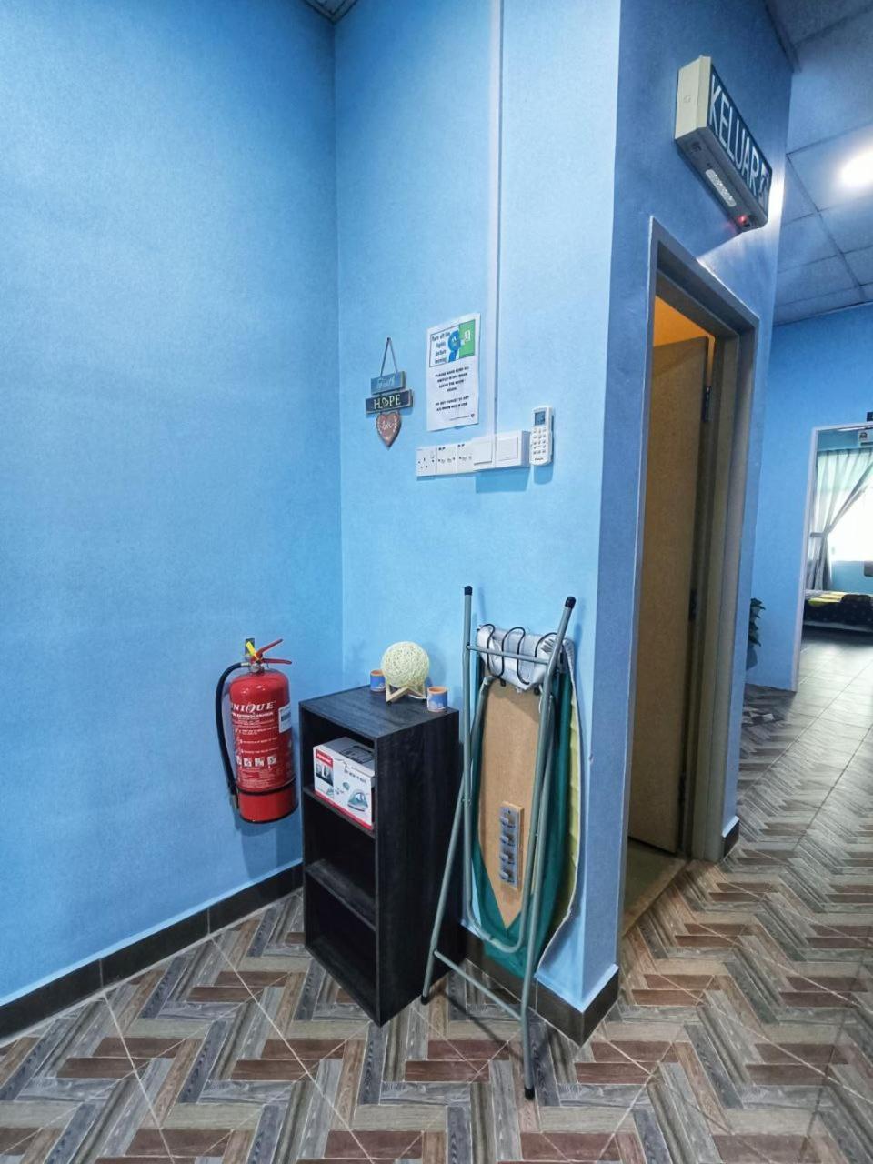 Sr Homestay, Bandar Baru * Kampar